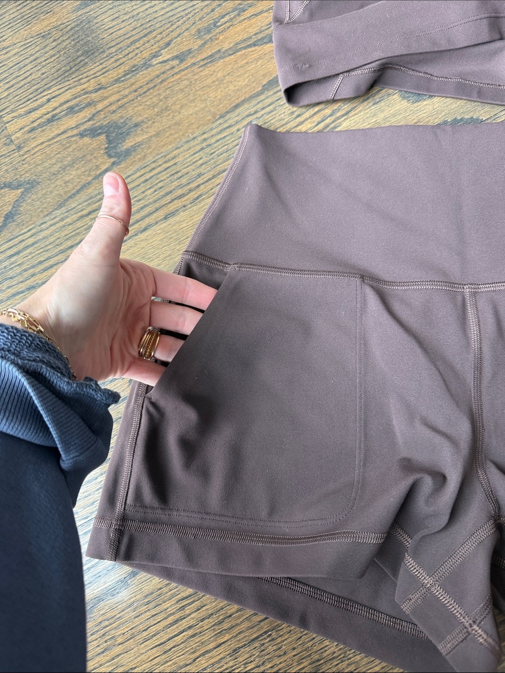 lululemon Align Classic Fit Shorts 3” & Align Tank Set Espresso Like New EUC - Picture 5 of 13
